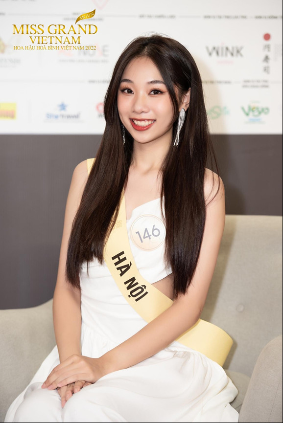 Phạm Thùy Dương sở hữu thành tích học tập đáng ngưỡng mộ