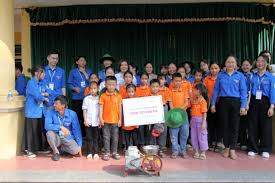 Mang Tết thiếu nhi đến với trẻ em vùng cao